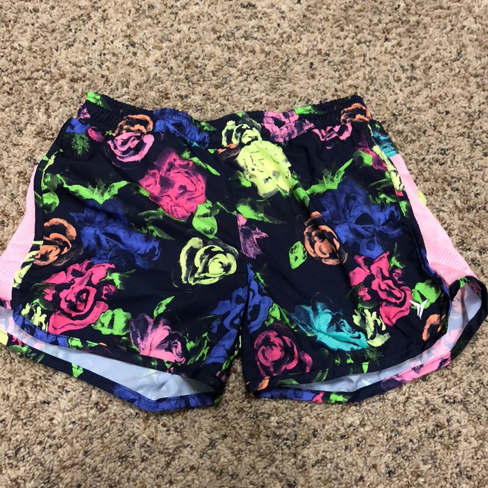 Running shorts